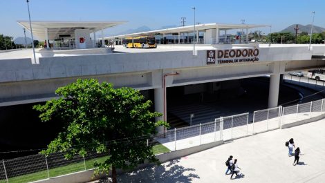 Prefeitura inaugura o Terminal Deodoro