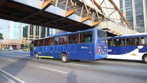 Secretaria de Transportes retoma dois serviços executivos de ônibus para o Galeão